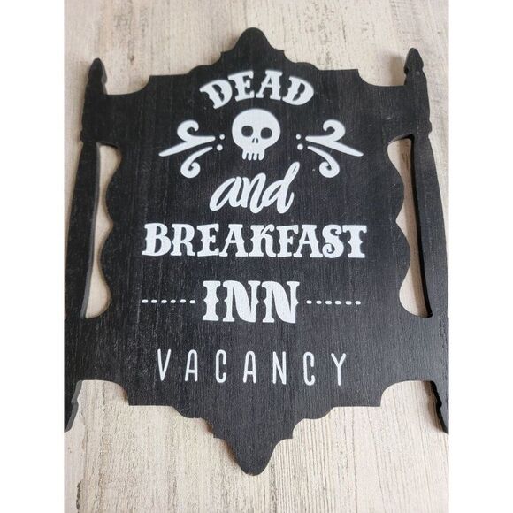 Halloween dead breakfast inn vacancy sign skull prop home decor - Picture 2 of 7